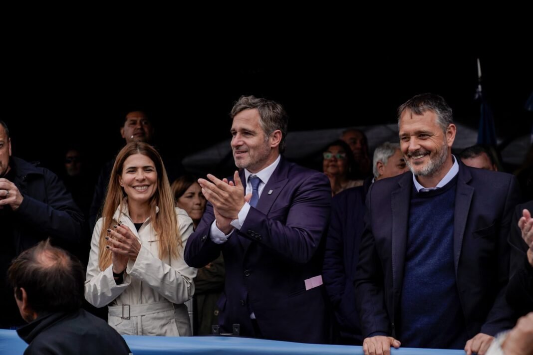 La comunidad de Pilar celebró su historia e identidad en el desfile de sus Fiestas Patronales